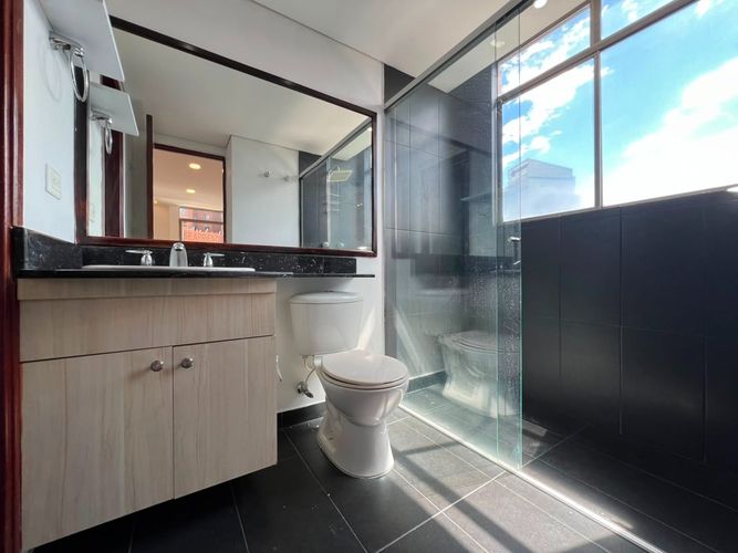 Apartamento de 2 alcobas en arriendo en El Poblado, Medellín, 82 m² · foto 16 de 16