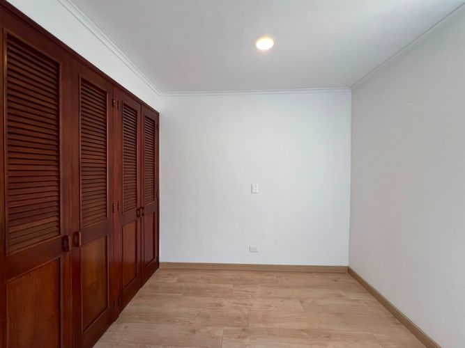 Apartamento de 2 alcobas en arriendo en El Poblado, Medellín, 82 m² · foto 8 de 16