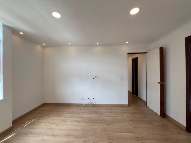 Apartamento de 2 alcobas en arriendo en El Poblado, Medellín, 82 m² · foto 9 de 16