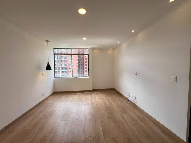 Apartamento de 2 alcobas en arriendo en El Poblado, Medellín, 82 m² · foto 10 de 16