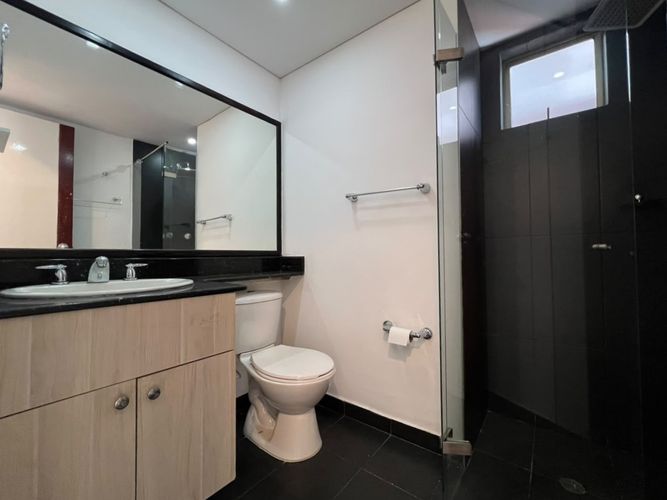 Apartamento de 2 alcobas en arriendo en El Poblado, Medellín, 82 m² · foto 15 de 16