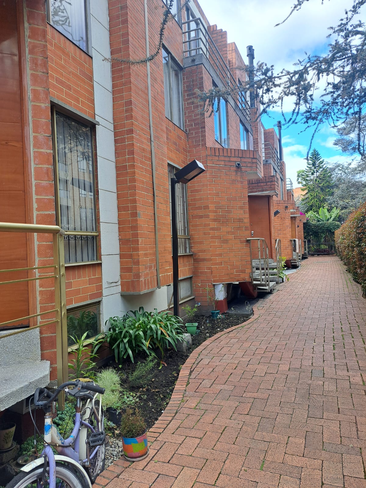 Casa en venta en Quinta Paredes, Bogotá · foto 10 de 22