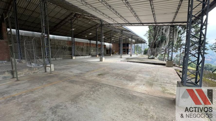 Bodega en venta en Ancon San Martin, La Estrella, 1574 m² · foto 4 de 24
