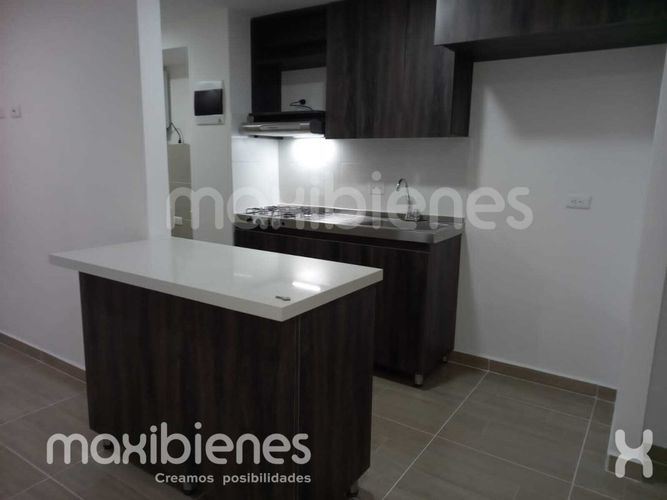 Apartamento de 2 alcobas en venta en El Tambo, La Ceja, 49 m² · foto 2 de 12
