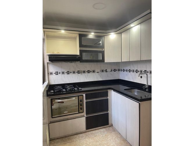 Casa de 3 alcobas en venta en La Gloria, Medellín, 86 m² · foto 3 de 15