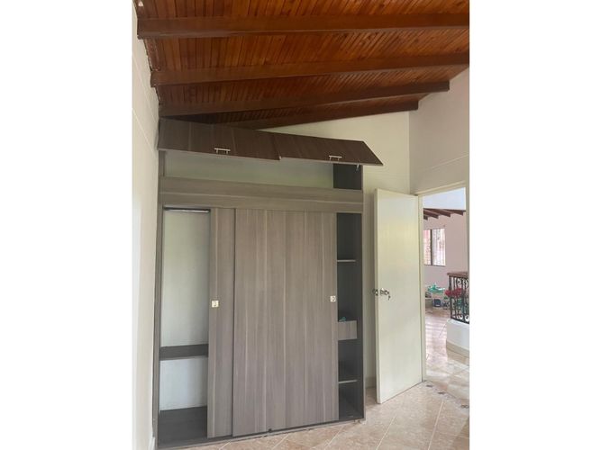 Casa de 3 alcobas en venta en La Gloria, Medellín, 86 m² · foto 8 de 15