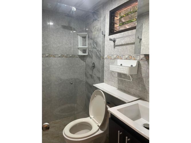 Casa de 3 alcobas en venta en La Gloria, Medellín, 86 m² · foto 10 de 15