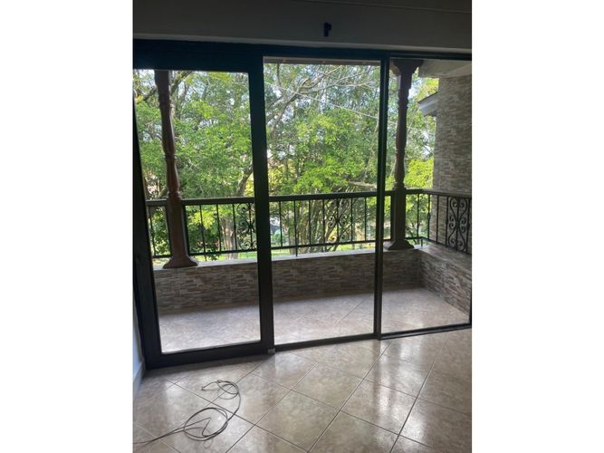 Casa de 3 alcobas en venta en La Gloria, Medellín, 86 m² · foto 13 de 15