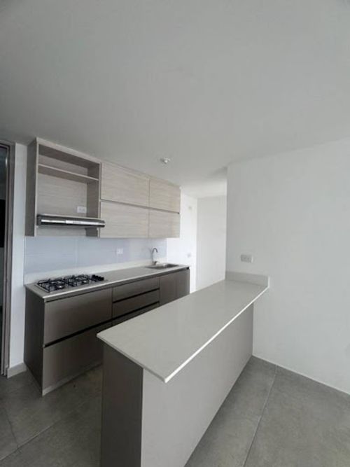 Apartamento de 3 alcobas en arriendo en Aves Maria, Sabaneta, 84 m² · foto 2 de 11