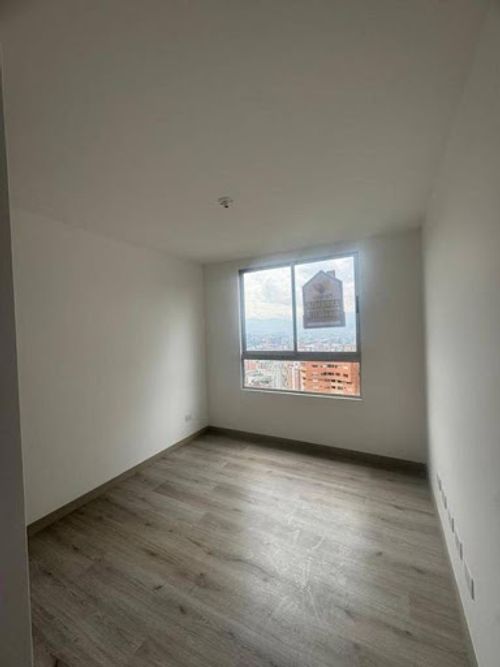 Apartamento de 3 alcobas en arriendo en Aves Maria, Sabaneta, 84 m² · foto 5 de 11