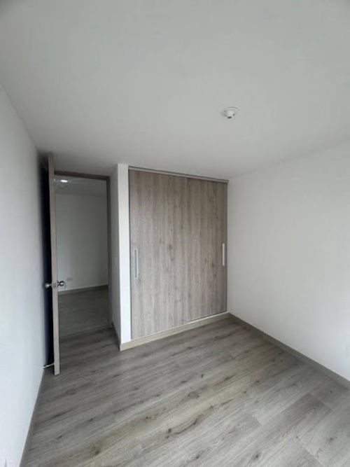 Apartamento de 3 alcobas en arriendo en Aves Maria, Sabaneta, 84 m² · foto 6 de 11