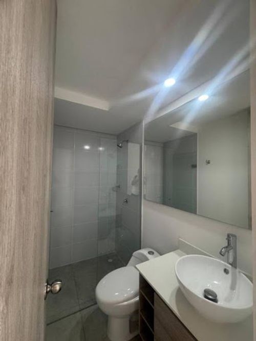 Apartamento de 3 alcobas en arriendo en Aves Maria, Sabaneta, 84 m² · foto 10 de 11