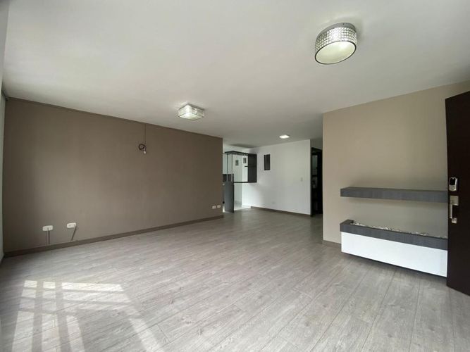 Apartamento de 3 alcobas en venta en San Isidro, Manizales, 96 m² · foto 2 de 21