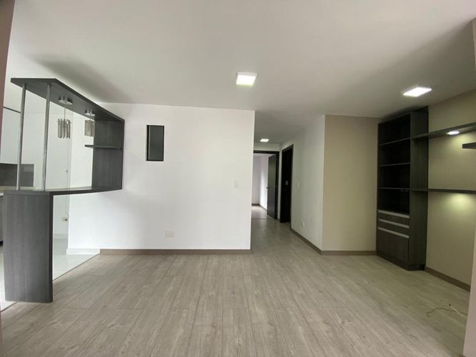 Apartamento de 3 alcobas en venta en San Isidro, Manizales, 96 m² · foto 4 de 21