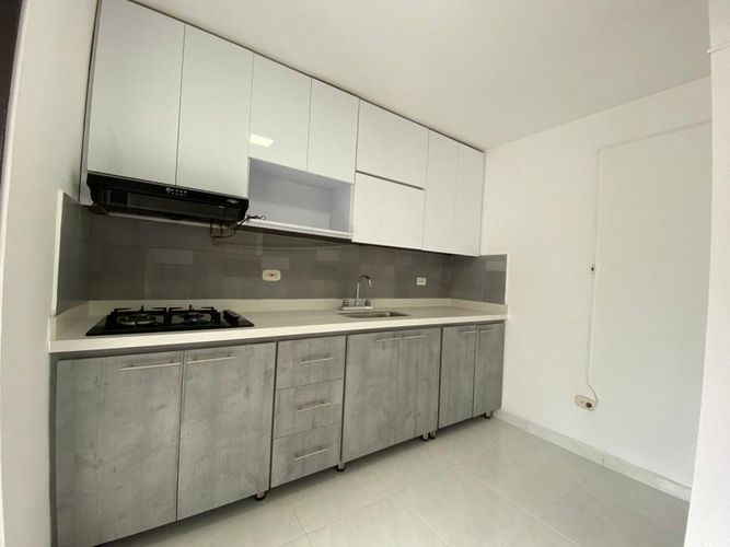 Apartamento de 3 alcobas en venta en San Isidro, Manizales, 96 m² · foto 10 de 21