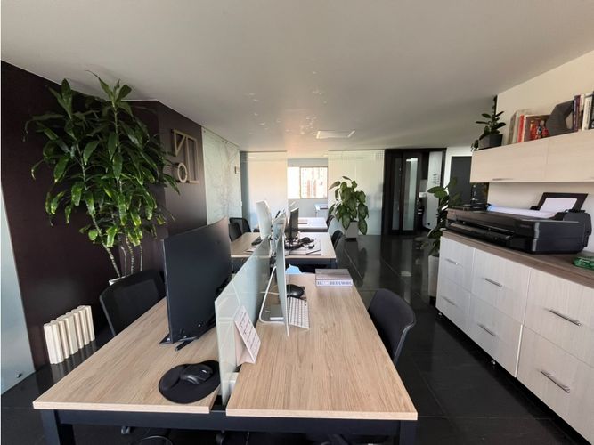 Oficina en arriendo en La Florida, Medellín, 130 m² · foto 2 de 23