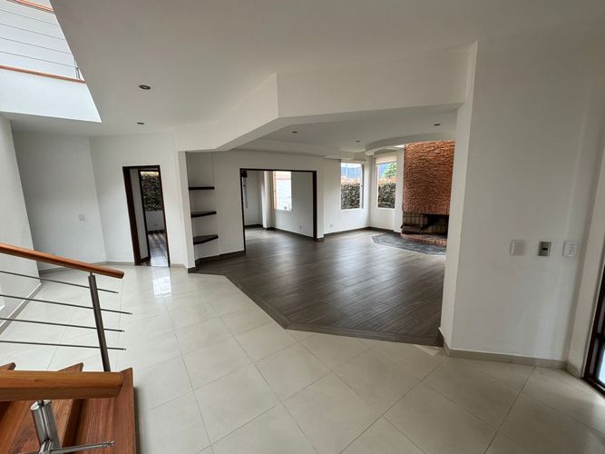 Casa de 4 alcobas en venta en Vereda La Balsa, Chía, 611 m² · foto 11 de 24