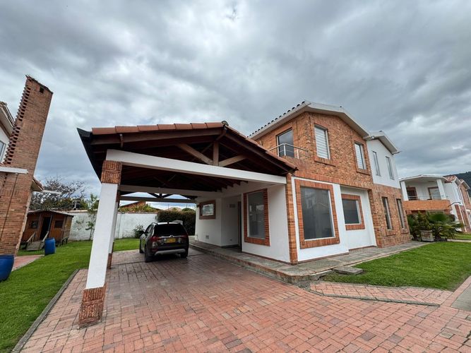 Casa de 4 alcobas en venta en Vereda La Balsa, Chía, 611 m² · foto 7 de 24