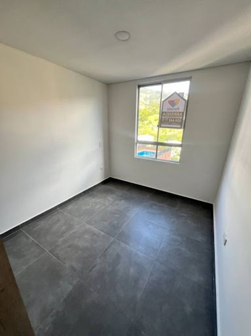 Apartamento de 2 alcobas en arriendo en La Doctora, Sabaneta, 67 m² · foto 5 de 11