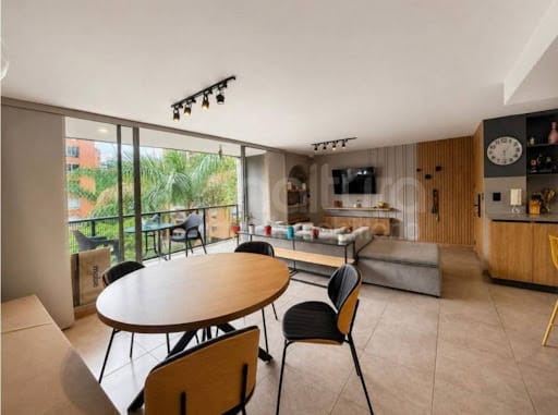 Apartamento de 3 alcobas en venta en Cristo Rey, Medellín, 101 m² · foto 5 de 19