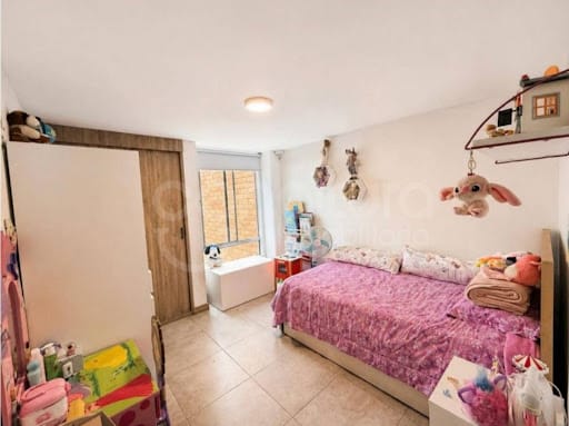 Apartamento de 3 alcobas en venta en Cristo Rey, Medellín, 101 m² · foto 12 de 19