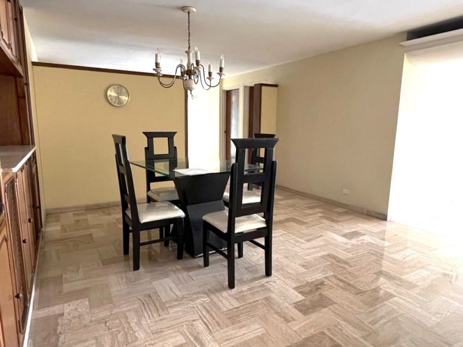 Apartamento de 3 alcobas en venta en Bellavista, Cali, 172 m² · foto 4 de 21