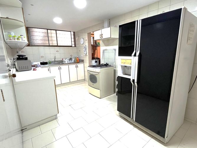 Apartamento de 3 alcobas en venta en Bellavista, Cali, 172 m² · foto 5 de 21