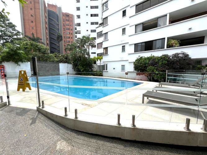 Apartamento de 3 alcobas en venta en Bellavista, Cali, 172 m² · foto 17 de 21