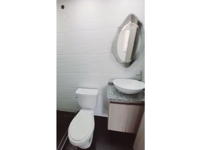 Apartamento de 3 alcobas en venta en Potrero Grande, Madrid, 60 m² · foto 13 de 14