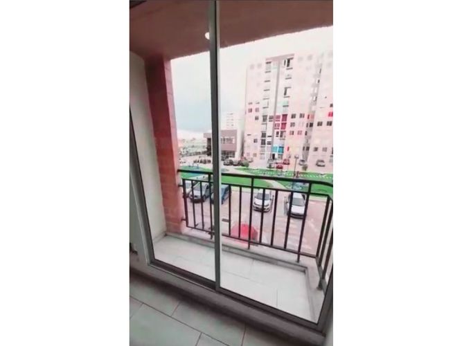 Apartamento de 3 alcobas en venta en Potrero Grande, Madrid, 60 m² · foto 14 de 14