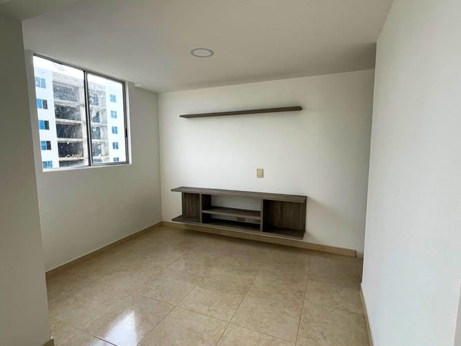 Apartamento de 2 alcobas en venta en Ub. Quintas De Bolivar, Jamundí, 56 m² · foto 3 de 15