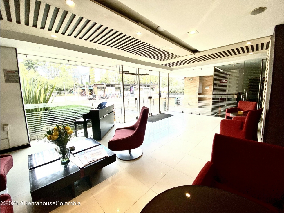 Apartamento en venta en Los Rosales, Bogotá · foto 3 de 21