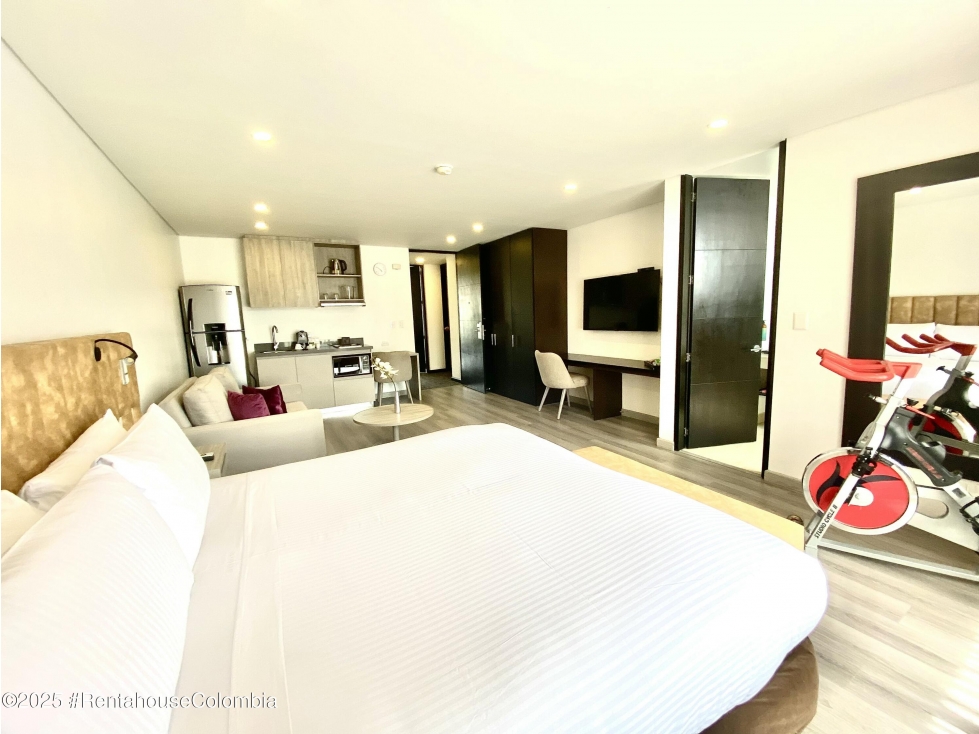 Apartamento en venta en Los Rosales, Bogotá · foto 16 de 21