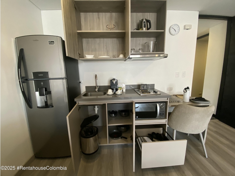 Apartamento en venta en Los Rosales, Bogotá · foto 20 de 21