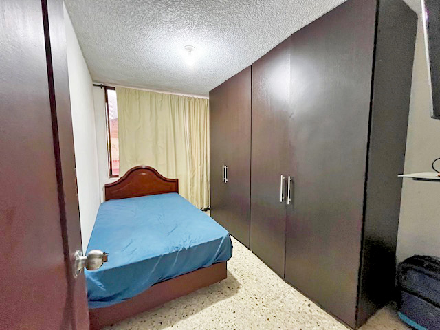 Apartamento en venta en Granada, Cali · foto 8 de 12