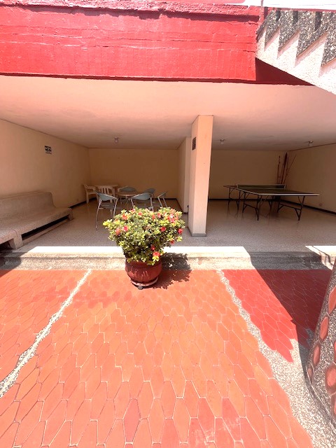 Apartamento en venta en Granada, Cali · foto 10 de 12