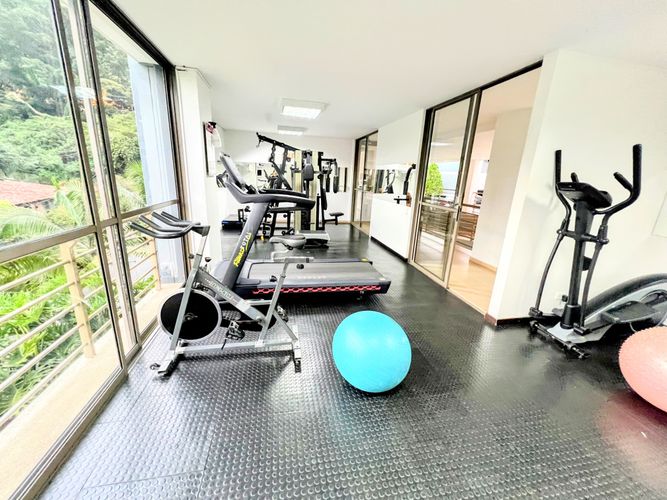 Apartamento de 2 alcobas en venta en Castropol, Medellín, 107 m² · foto 18 de 18
