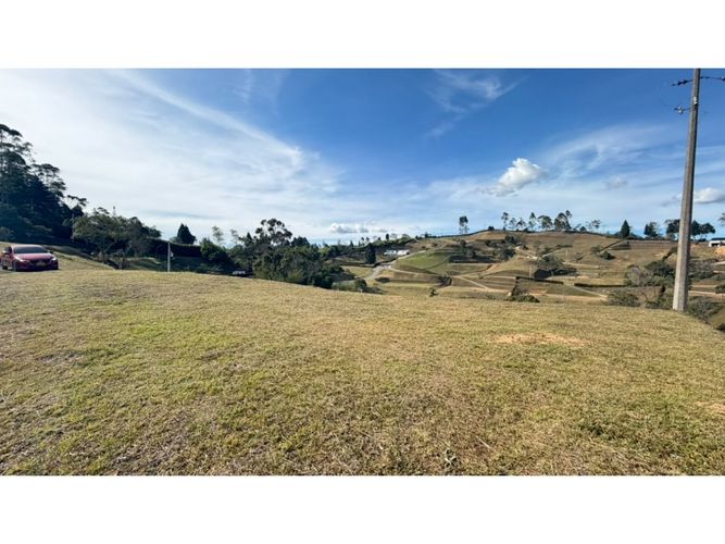 Lote en venta en La Mosquita, Rionegro, 2580 m² · foto 5 de 8
