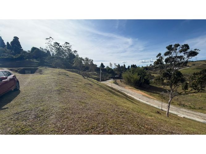 Lote en venta en La Mosquita, Rionegro, 2580 m² · foto 6 de 8