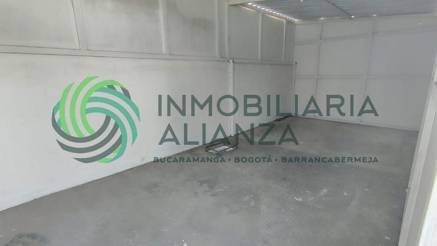 Casa de 7 alcobas en venta en Mejoras Publicas, Bucaramanga, 312 m² · foto 14 de 24