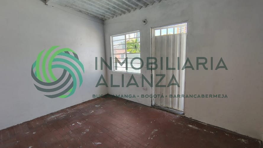 Casa de 7 alcobas en venta en Mejoras Publicas, Bucaramanga, 312 m² · foto 15 de 24