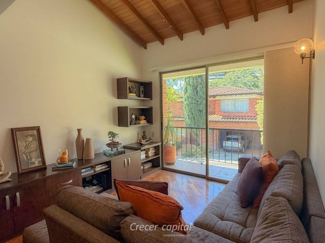 Casa de 3 alcobas en venta en Manila, Medellín, 218 m² · foto 3 de 21