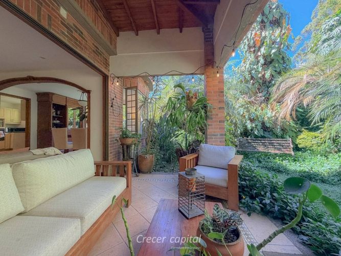 Casa de 3 alcobas en venta en Manila, Medellín, 218 m² · foto 17 de 21