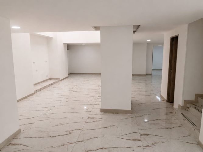 Local en arriendo en Santa Monica, Cali, 400 m² · foto 7 de 24