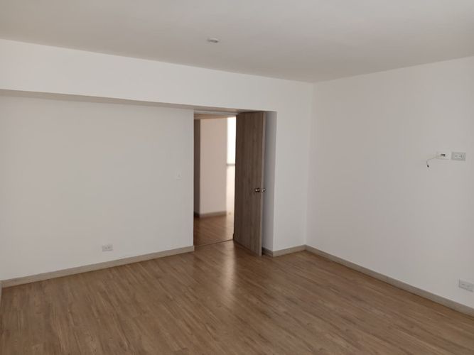 Local en arriendo en Santa Monica, Cali, 400 m² · foto 17 de 24