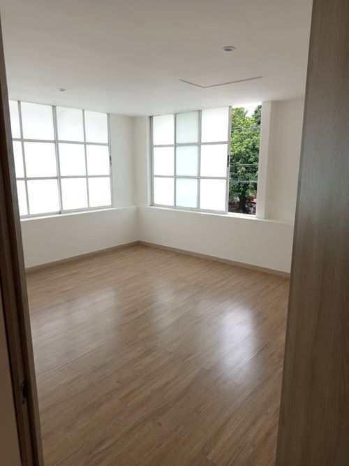 Local en arriendo en Santa Monica, Cali, 400 m² · foto 19 de 24