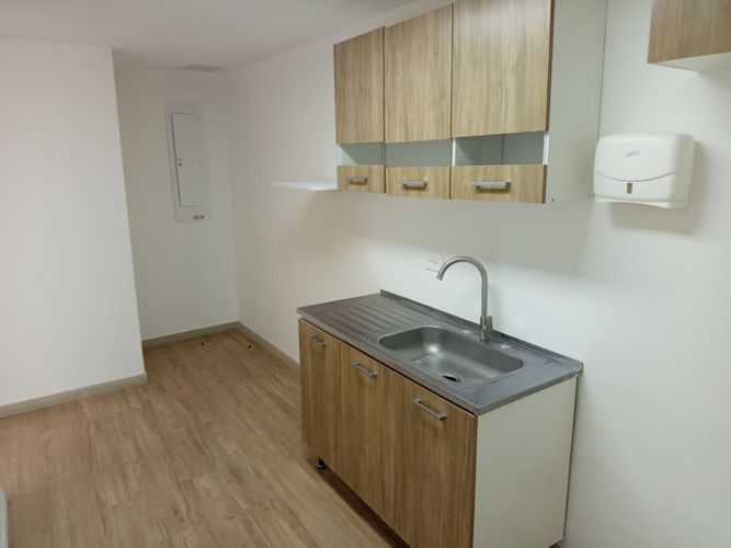 Local en arriendo en Santa Monica, Cali, 400 m² · foto 24 de 24