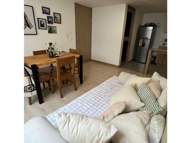 Apartamento de 1 alcoba en venta en Santa Elena, El Retiro, 45 m² · foto 4 de 6