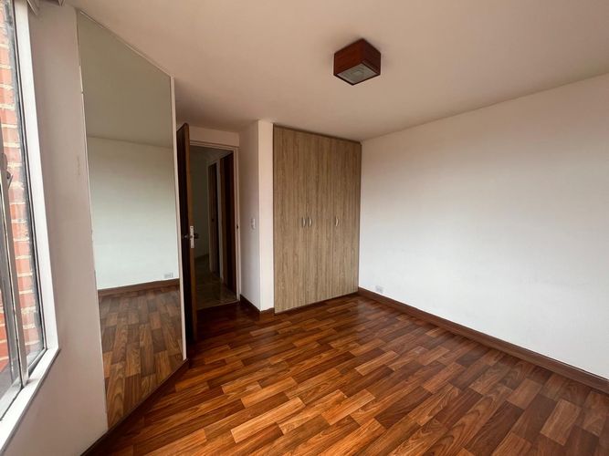 Apartamento de 3 alcobas en venta en Centro Comercial Mazuren, Bogotá, 93 m² · foto 14 de 22