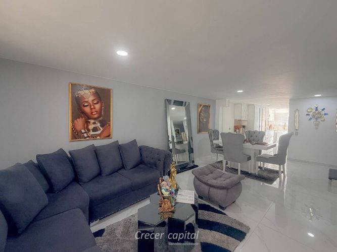 Casa de 4 alcobas en venta en Manila, Medellín, 230 m² · foto 4 de 17